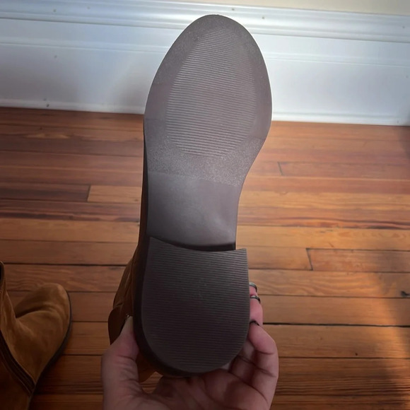 LOFT Cognac Brown Lug Sole Classic Cool Chelsea Boots with Zip Closure - Picture 8 of 10